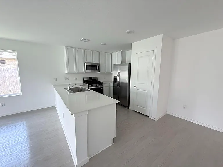 6611 Water Oak Green Ln — Photo 6