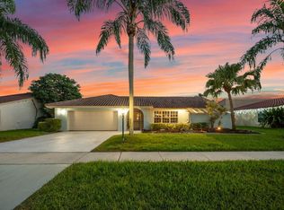 8377 Bonita Isle Dr, Lake Worth, FL 33467