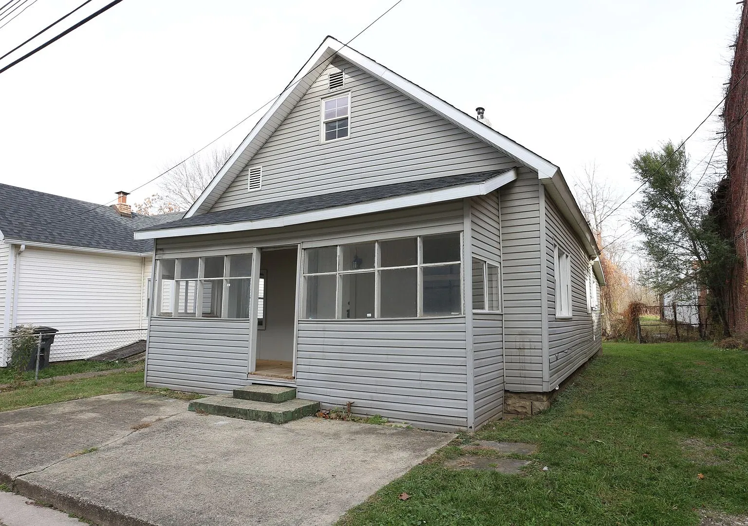 2 Bedroom Newly Updated Kokomo Home! — Photo 1