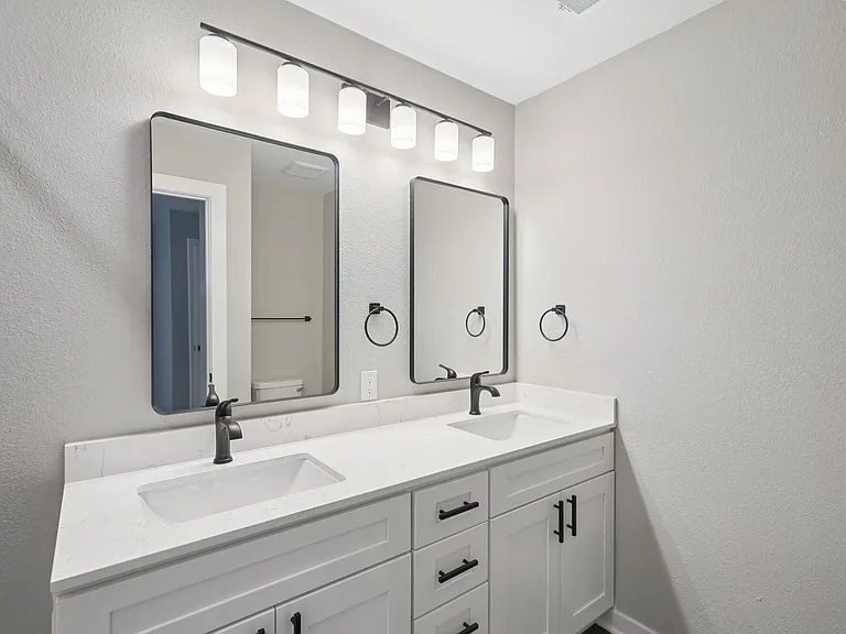 Greenwood Townhomes — Photo 55