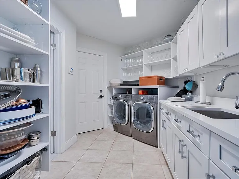 1041 Tuscany Pl — Photo 23