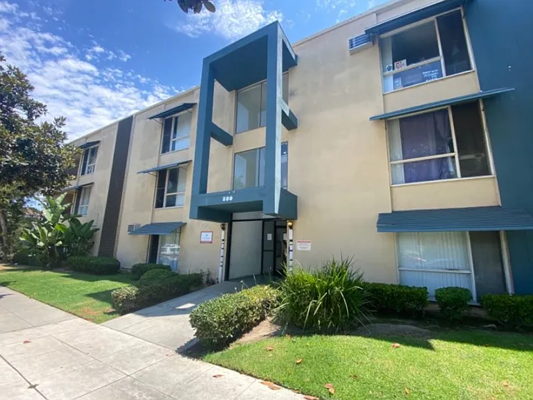 800 Linden Ave in Long Beach — Photo 20