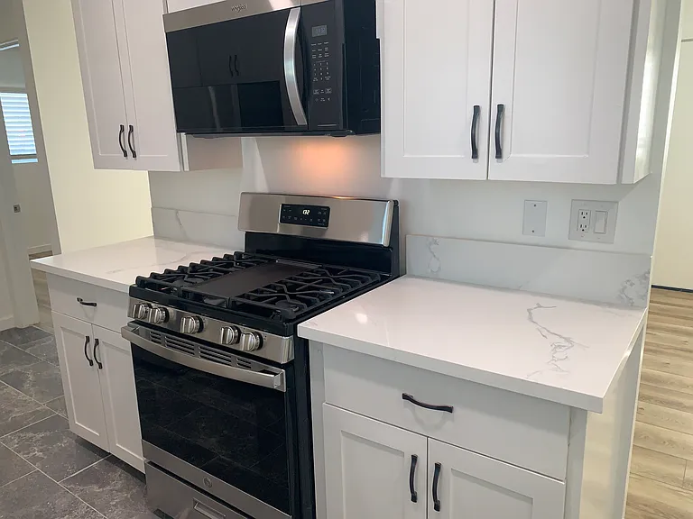 1924 San Pascual St #1 — Photo 12
