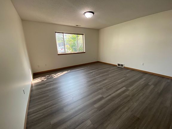 4th image of 145 Sugar Creek Ln APT 9