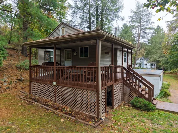 2475 Royal View Dr, Allison Park, PA 15101