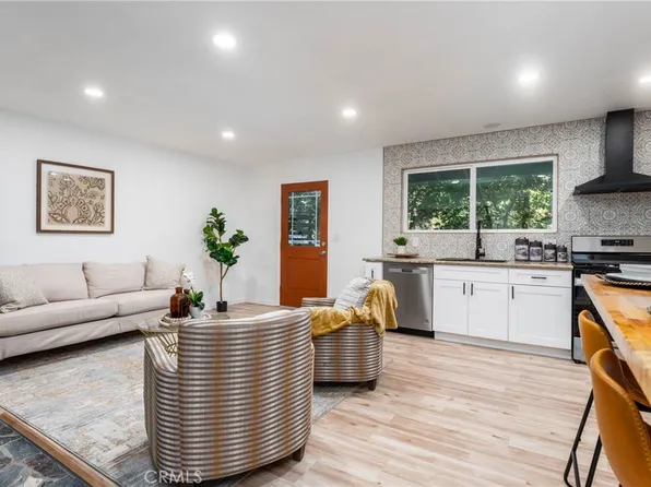 23342 Seeley Way, Crestline, CA 92325