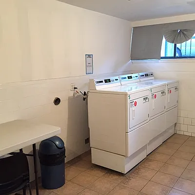 Rented by Nooklyn NYC LLC | media 61