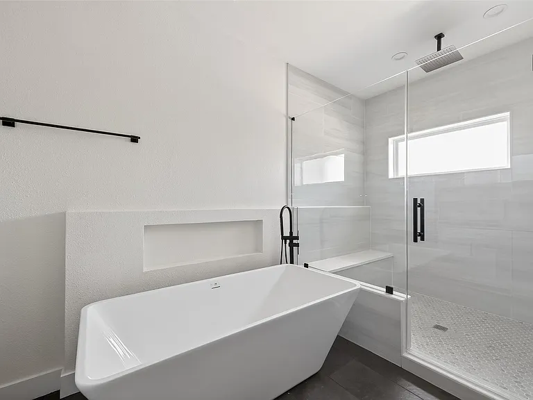 12319 New Jordan Ln — Photo 32