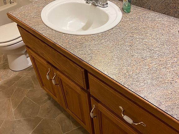 5th image of 617 Valley View St #1