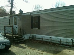 19 Hemlock Rd, Glocester, RI 02814