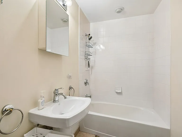 77 S Evergreen Ave #1204 — Photo 22