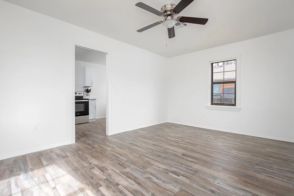 Building Photo - 1241 NW 45th St