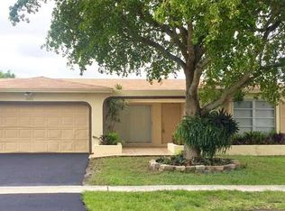 10261 NW 24th Ct, Sunrise, FL 33322