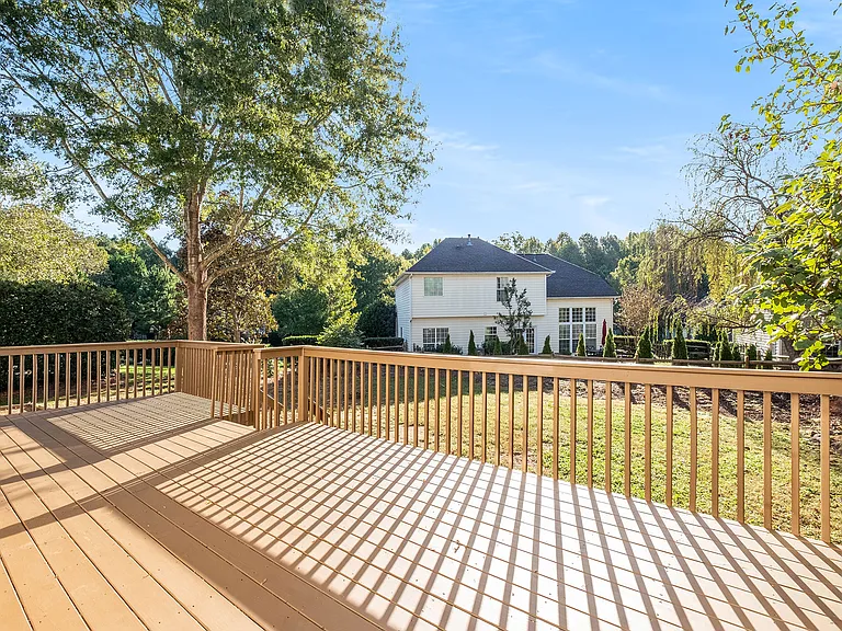 15820 Lavenham Rd — Photo 26