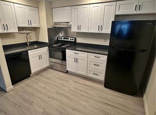 210 Pine St APT 15, Nashua, NH 03060