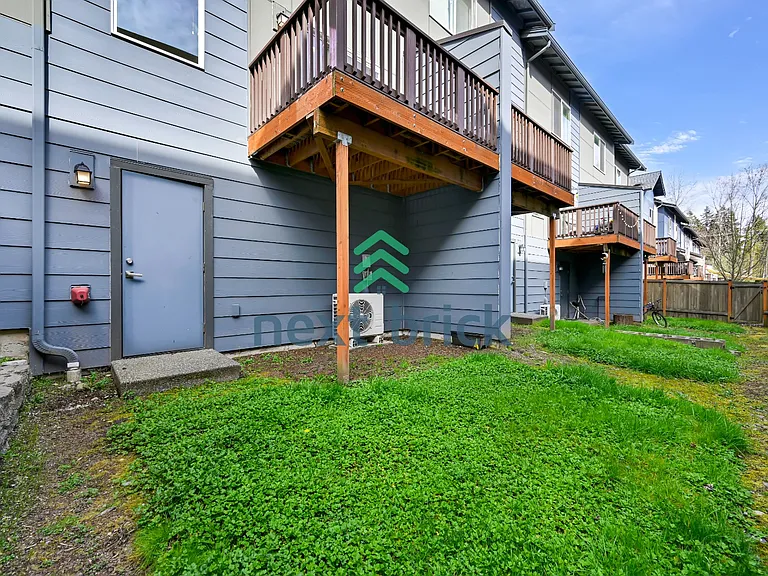 15720 Meadow Rd #M5 — Photo 24