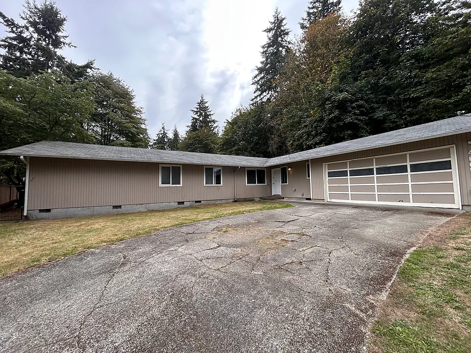 4805 32nd Ct SE