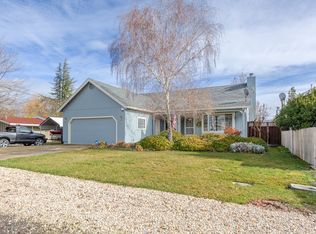 2740 Reeves Ln, Lakeport, CA 95453