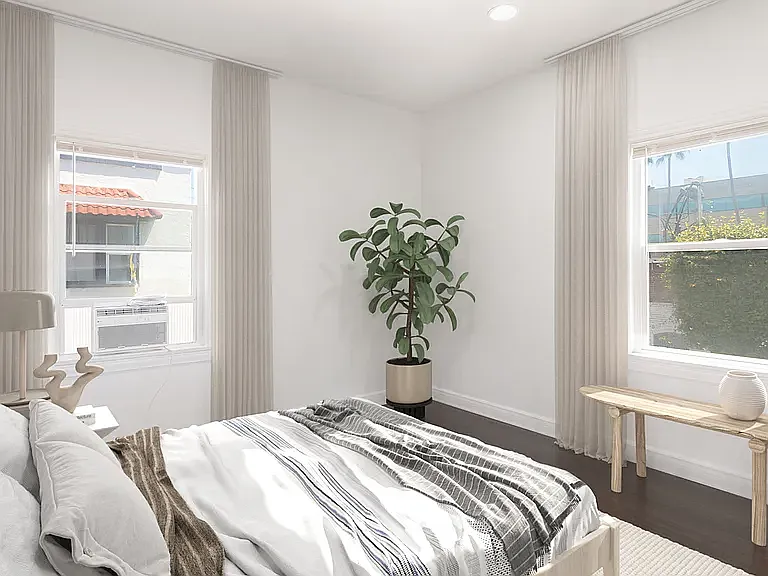 712 N Van Ness Ave #C — Photo 6