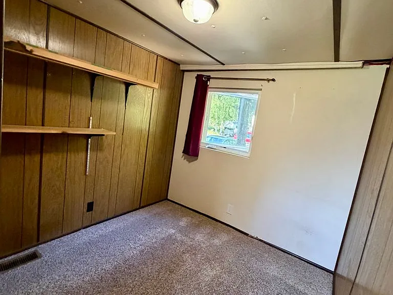 1645 Old Pioneer Way — Photo 11