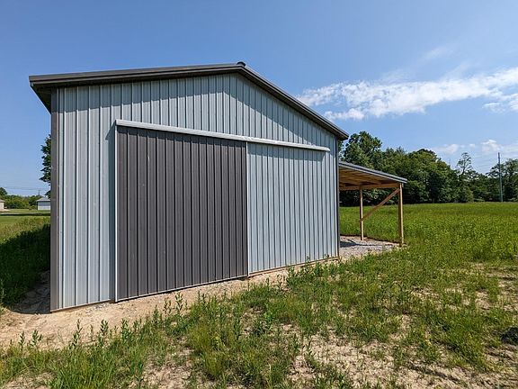 4th image of 3591 Rodgers Ln