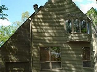 6021 Lafayette Ct, Omaha, NE 68132