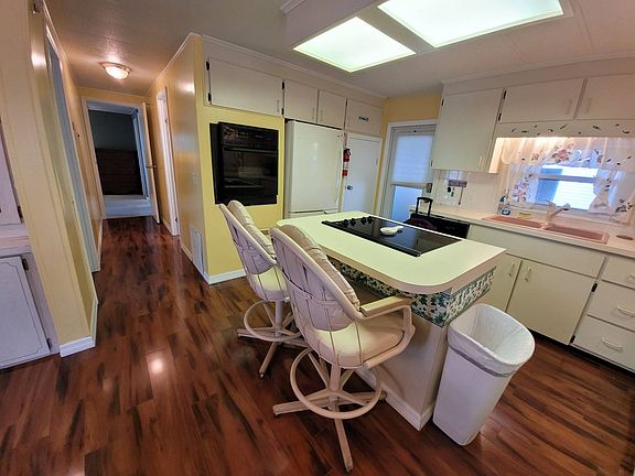 2nd image of 52 Galleon Dr #52