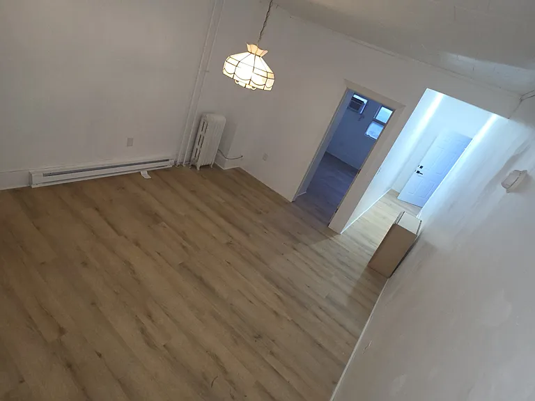 244 S Oak St #1 — Photo 1