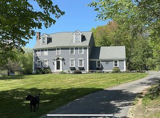 2 Hillside Dr, Townsend, MA 01469