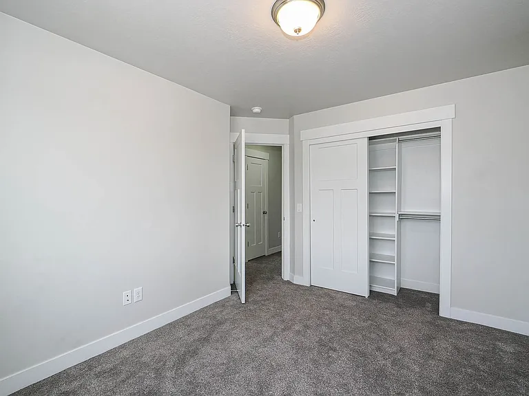 69 S Serrata Ln — Photo 17