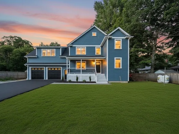 9 Sudbury Ave, Wilmington, MA 01887