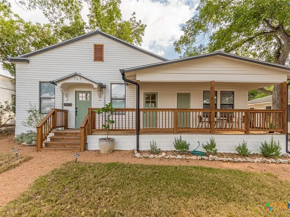 123 S Academy Ave, New Braunfels, TX 78130