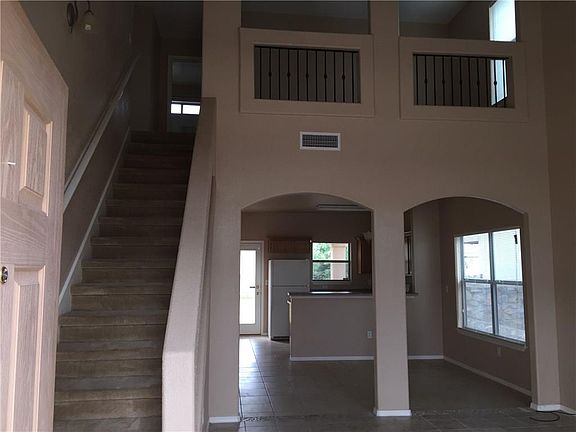 3rd image of 14318 Spanish Point Dr