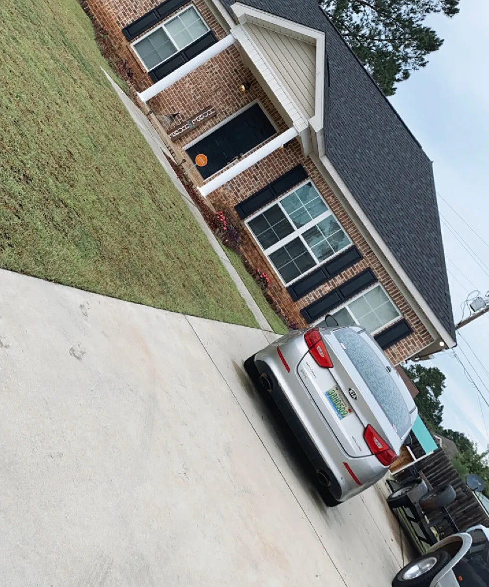 4 bed, 1316 sqft, $1,650 — Photo 1