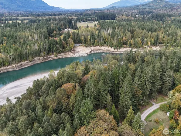 41354 North Shore Lane, Concrete, WA 98237
