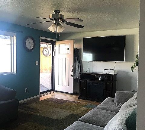 3rd image of 1352 Nixon Ave