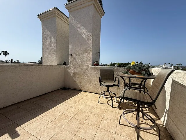221 Donax Ave #2 — Photo 18