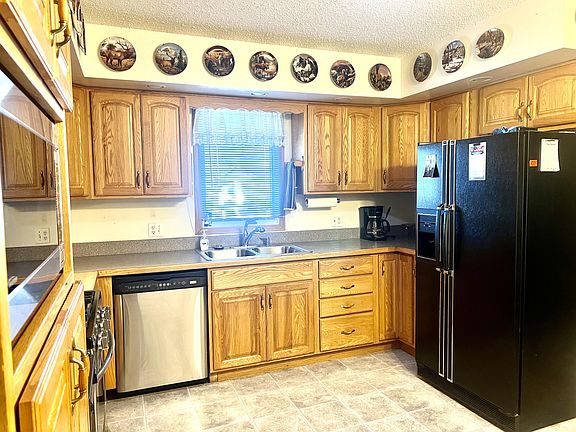 4th image of 709 Laframboise Dr