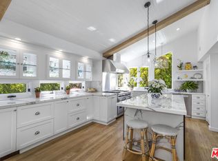 2205 Beverly Glen Pl, Los Angeles, CA 90077