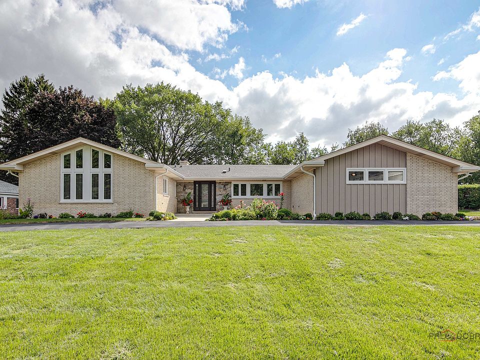 1st image of 2285 Longacres Ln