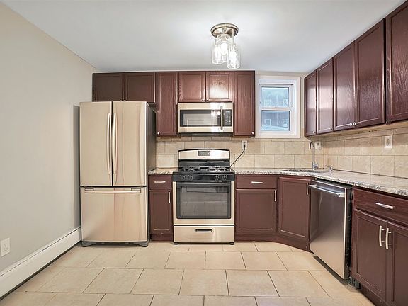 2nd image of 52 Beacon Ave APT 2