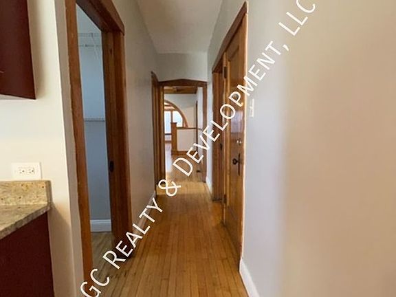 4th image of 1900 Highland Ave Unit 1F