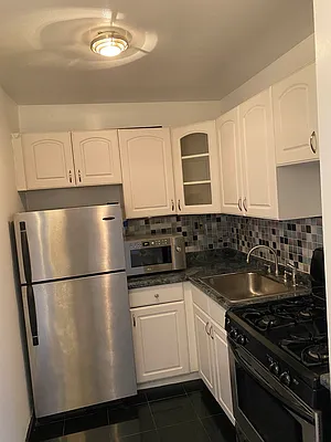 Rented by Sandra Greer Real Estate | media 11