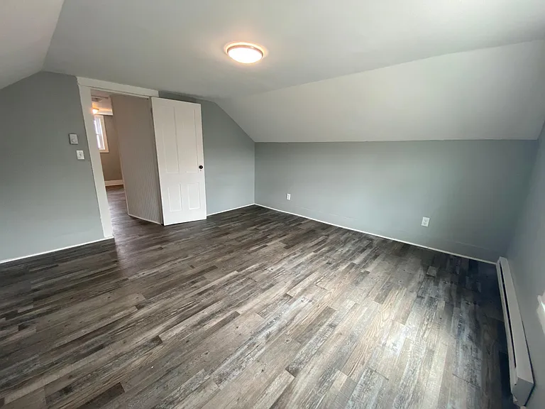 196 Main St #2 — Photo 19