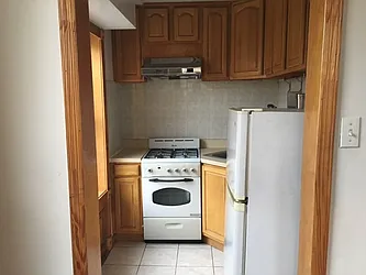 Rented by Moses Stoller, LREB