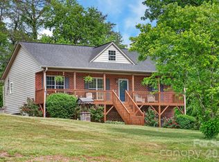 3680 Rocky Rd, Lenoir, NC 28645