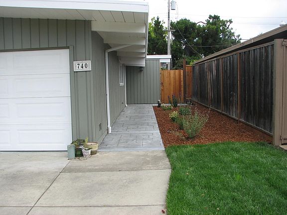 2nd image of 740 Seminole Way