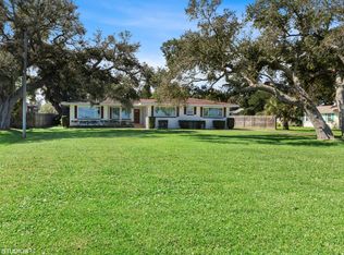 528 Riverside Dr, Holly Hill, FL 32117