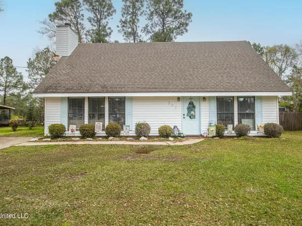 395 Felicity St, Bay Saint Louis, MS 39520