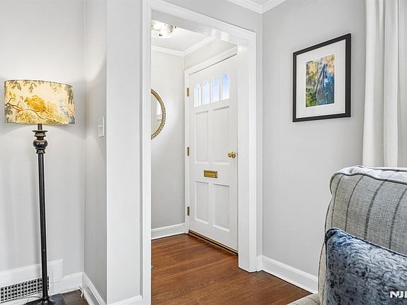 3rd image of 436 Cambridge Rd